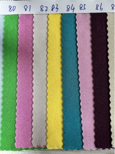 DG-BT recycled polyester glossy Lycra Composition: 82% recycled polyester 18% spandex Weight: 180g/㎡ detail view-9